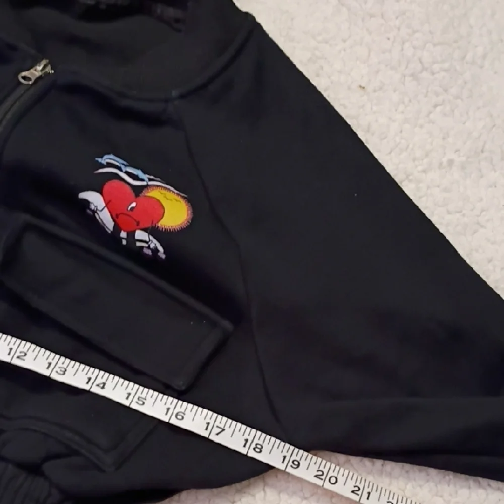 Black Cropped Jacket with With A Heart Sticker‎ Size S